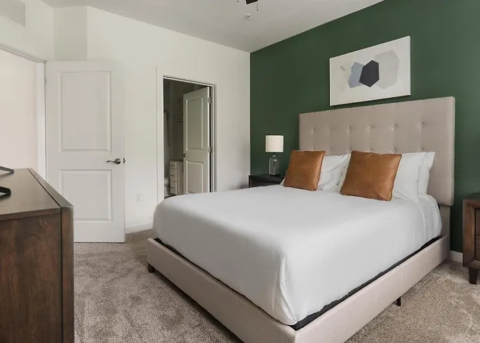 Apartment Landing Spectacular 2bd Clubhouse Pensacola