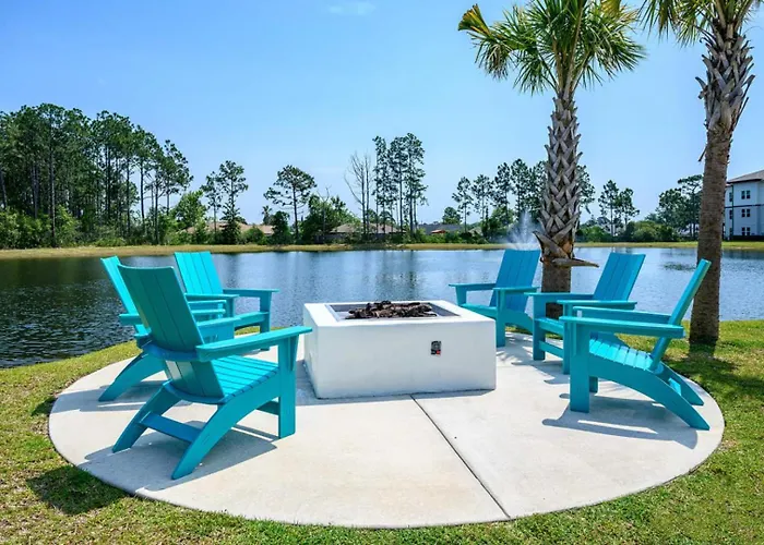Landing Spectacular 2bd Clubhouse Pensacola